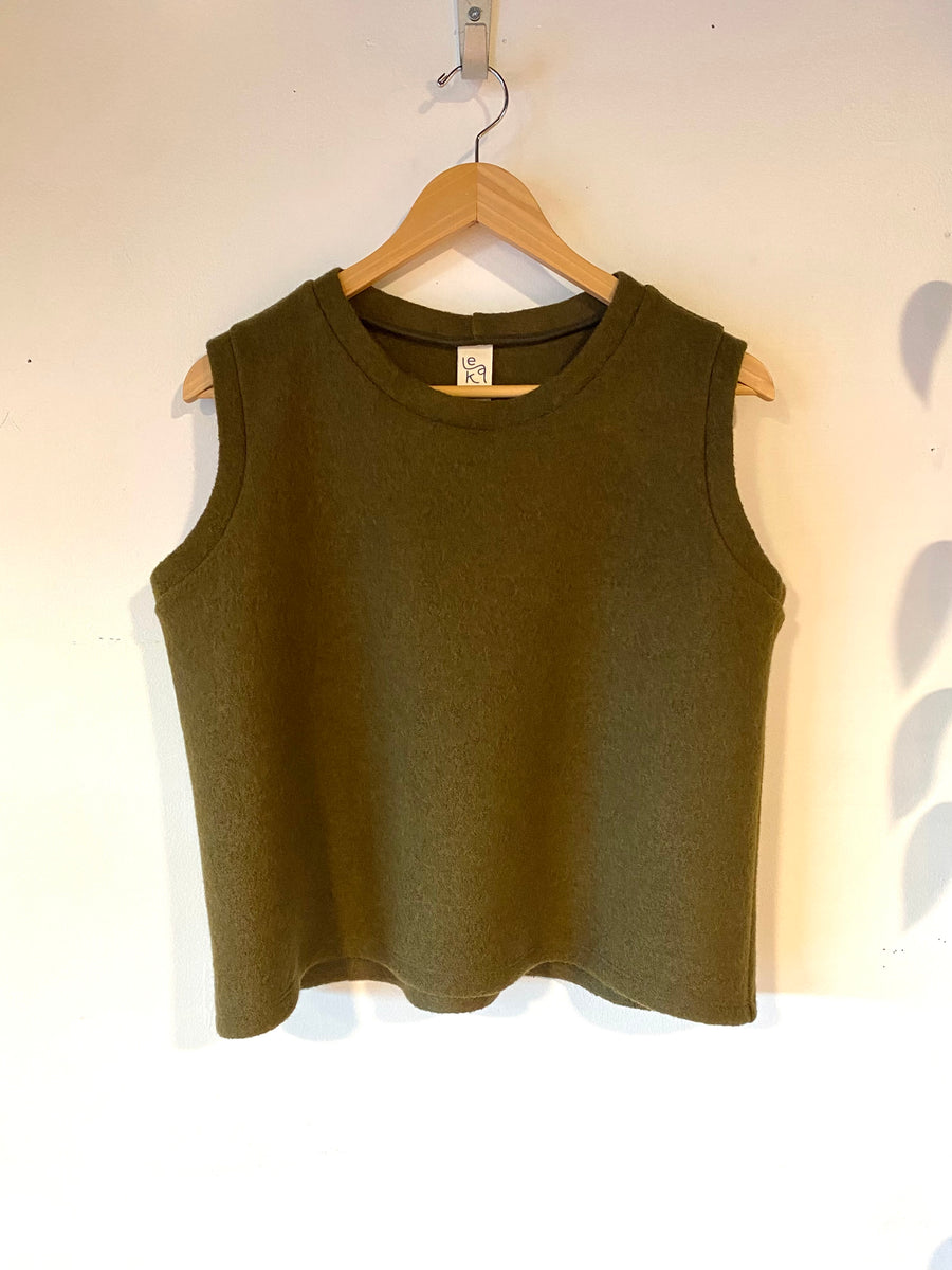 Pullover Vest